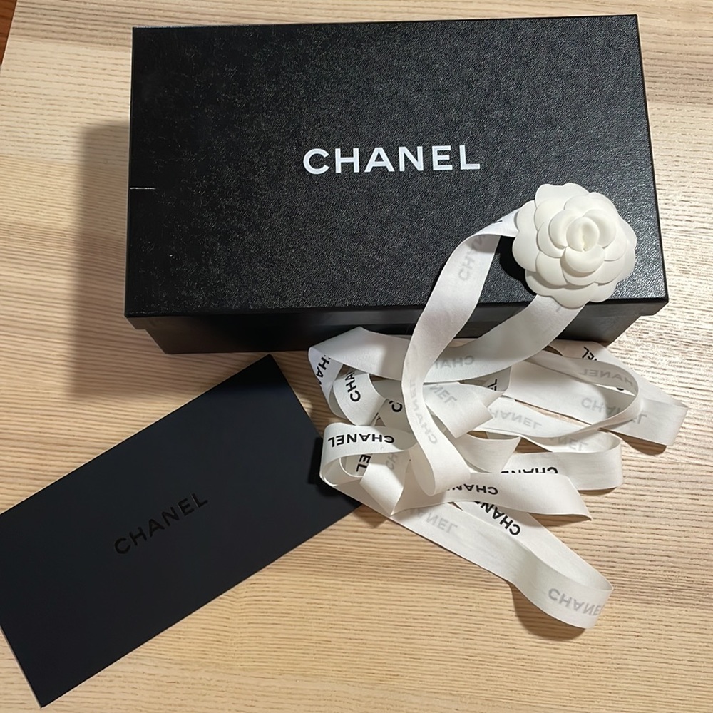 Chanel shoe box